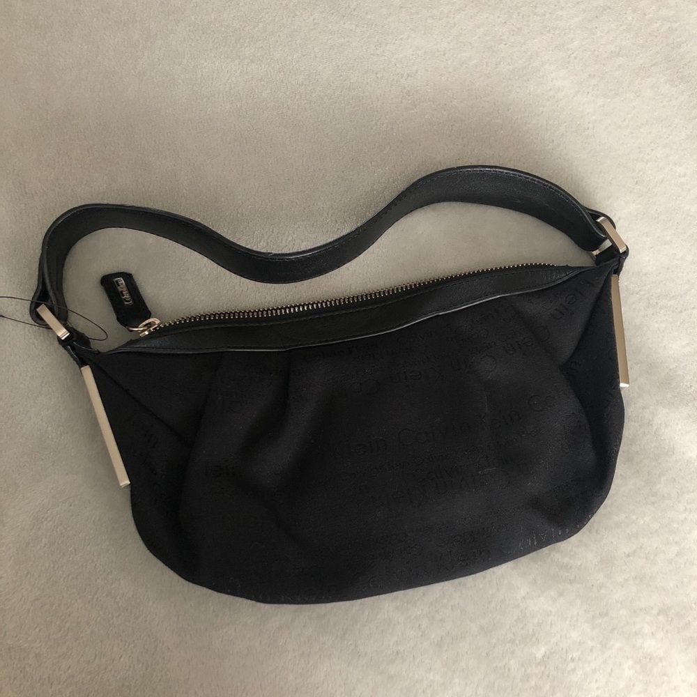 Calvin Klein bag - Picture 2 of 5